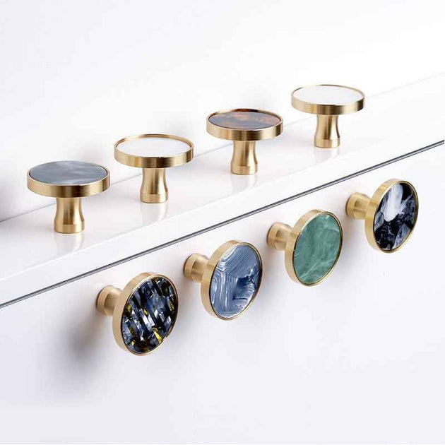 Brass Furniture Handles Elegant Door Knobs and Handles for Cabinet Kitchen Cupboard Drawer Pulls Wall Hanging Hooks Shell Resin|Cabinet Pulls